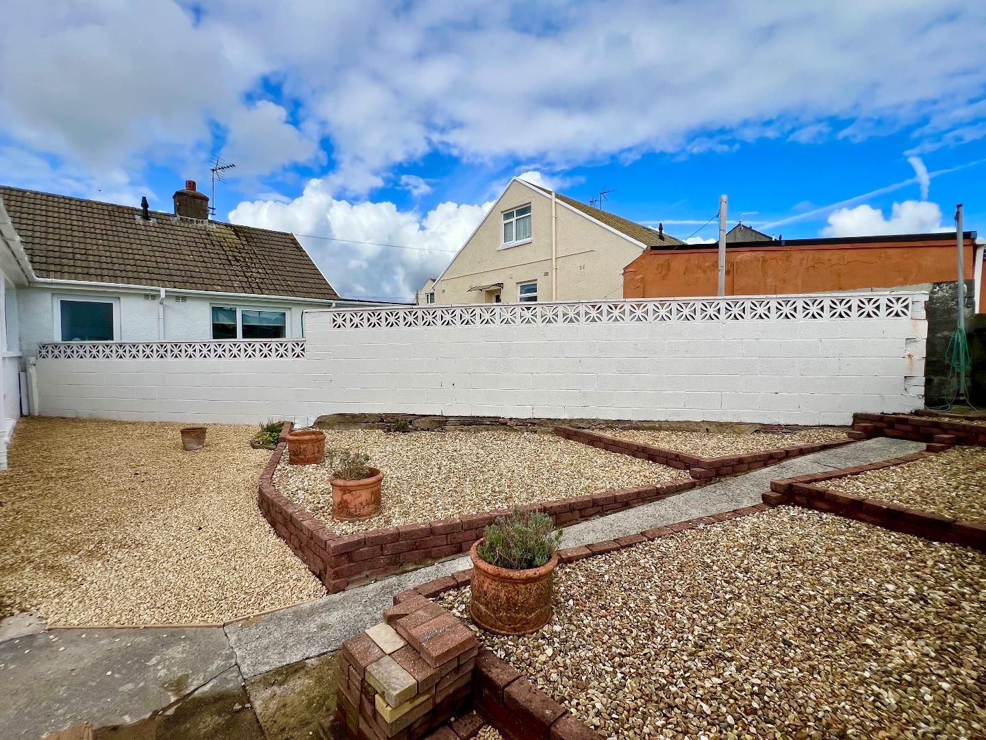 Burns Crescent, Cefn Glas, Bridgend County Borough, CF31 4PY